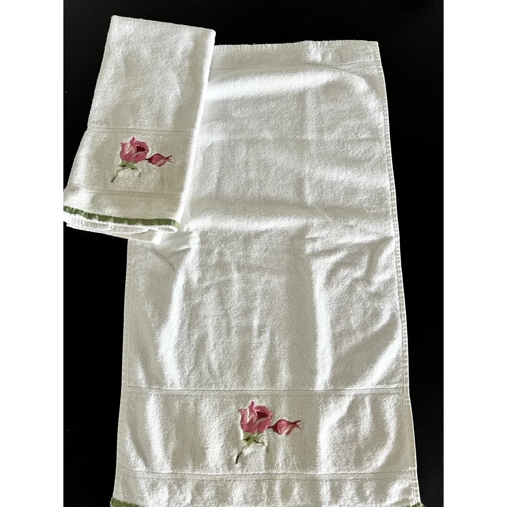 Vintage Springmaid Embroidered Rose Towel Set of 2 Cotton Bath Hand Towels